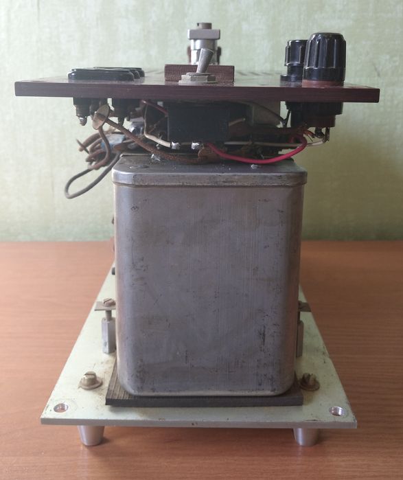 Стабилизатор напряжения времен  ссср