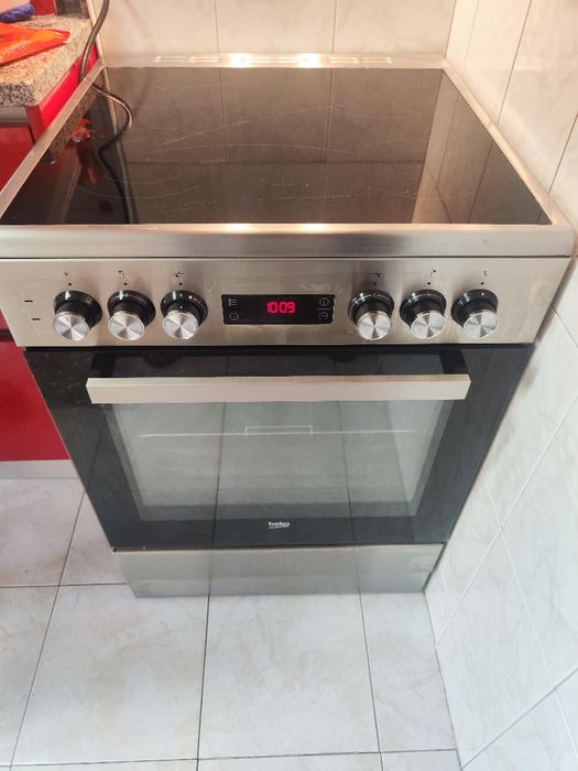 FOGAO BEKO Elétrico Vitrocerâmica