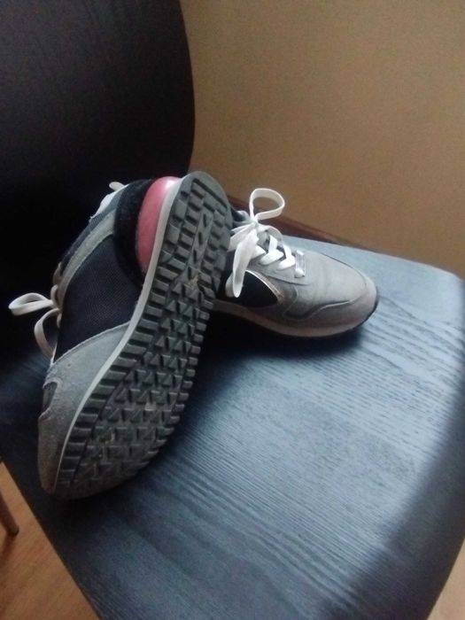 Tenis Senhora num. 38