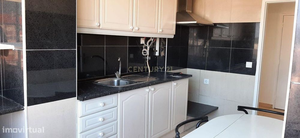 Apartamento T2 - arrendamento Casal do Marco
