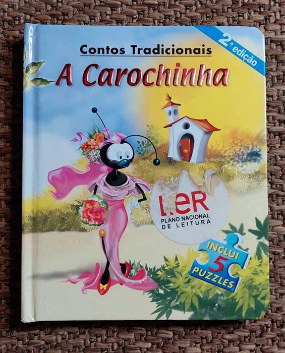 A Carochinha livro com puzzles