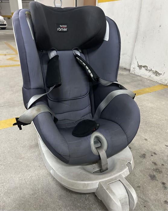 Cadeira auto marca Romer