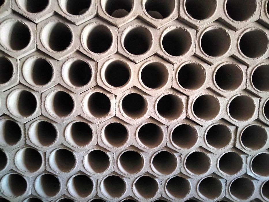 B L O C O S  duplos  para garrafeira promenorizados ( em cimento)