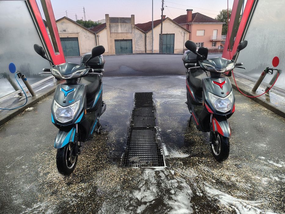 Promoção 2 motas elétricas e 1 trotinete