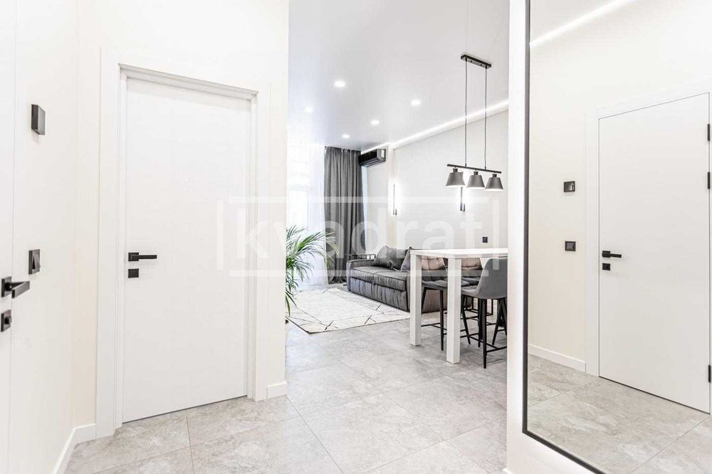 Оренда 2к квартири 53м2 ЖК Manhattan City пр-т Берестейський 11 центр