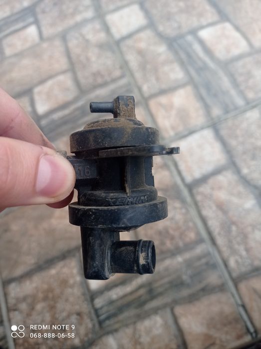 Вакуумний повітряний клапан Хонда діо 56 воздушний клапан