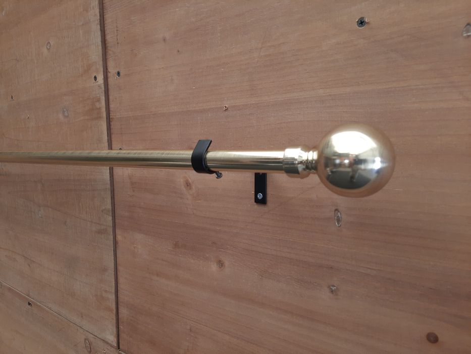 Regulowane karnisze złoty srebrny czarny