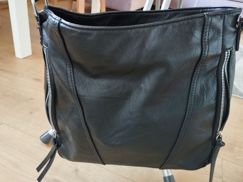 torebka damska czarna duża