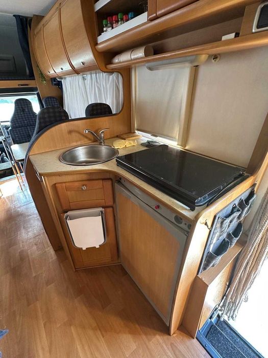 Auto Caravana Riviera