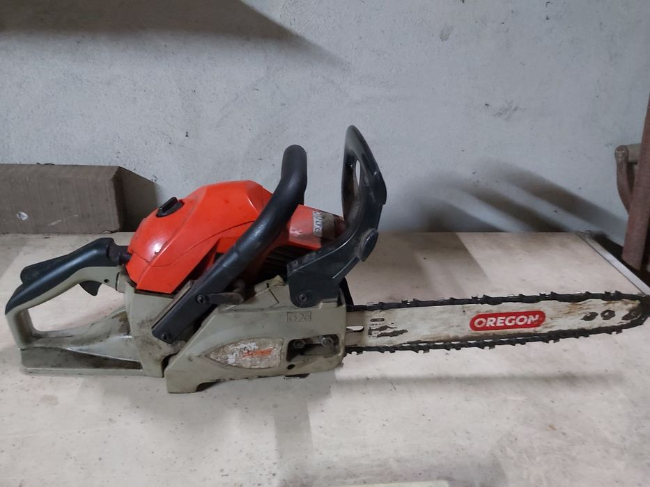 Motoserra topsun 3816 a trabalhar perfeitamente,