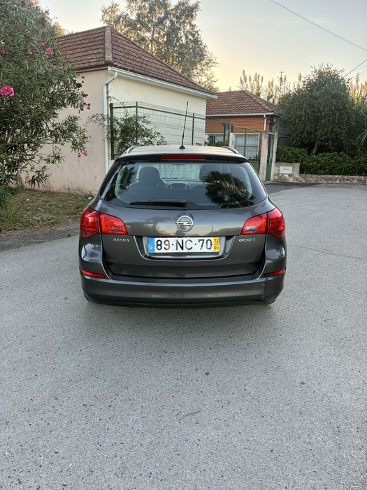 Opel Astra 1.3 CDti na