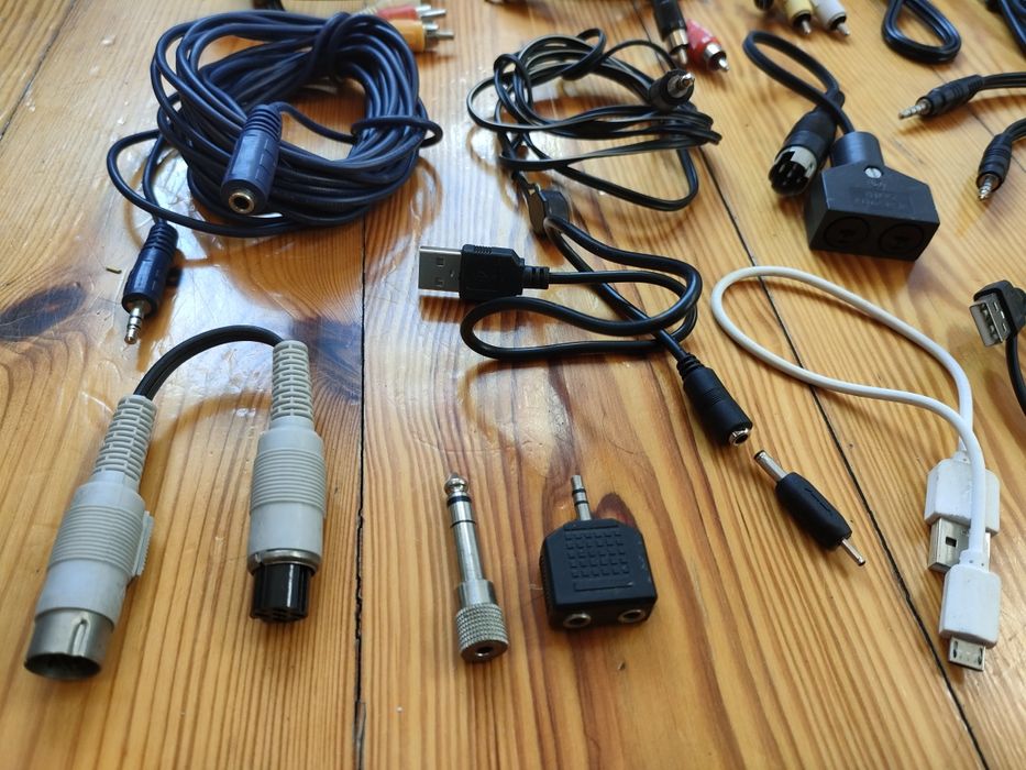 Przewody przejściówki audio video