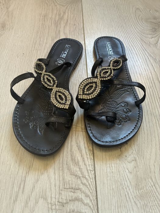 Klapki ze skóry naturalnej Lasocki