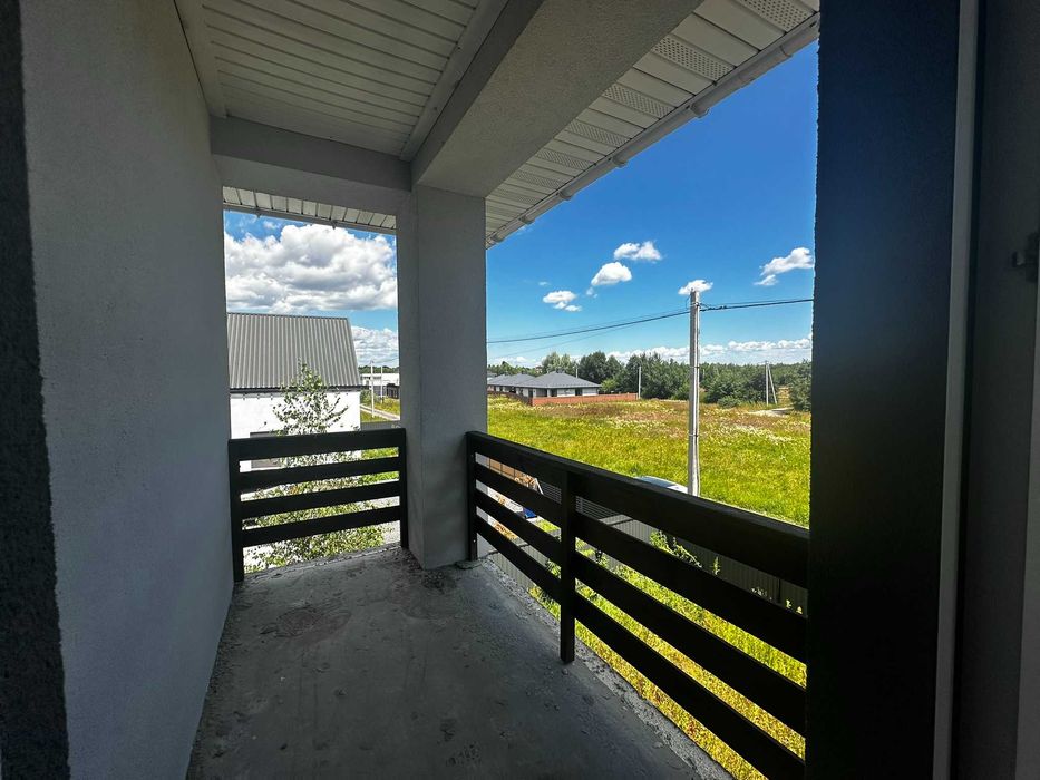 Дуплекс з великою ділянкою в Бучі