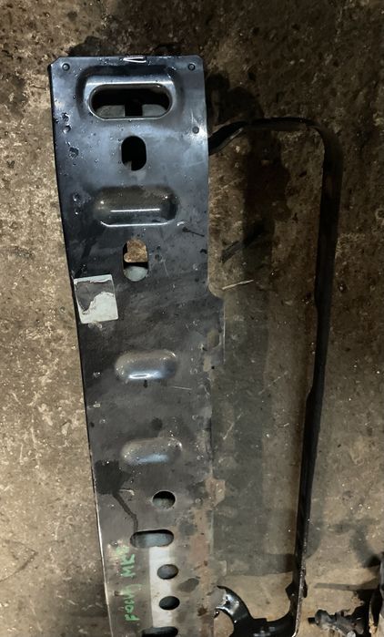 Ford focus mk2 belka zderzaka przód przednia ładna prosta