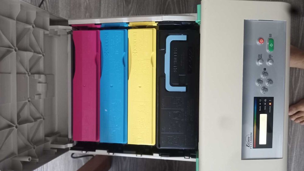 Impressora Color Laser KYOCERA FS-C5300DN