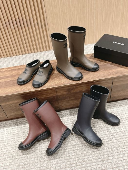 Chanel rain boots.резиновые сапоги шанель.гумові чоботи шанель.LUXE.