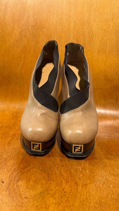Fendi 37 розмір