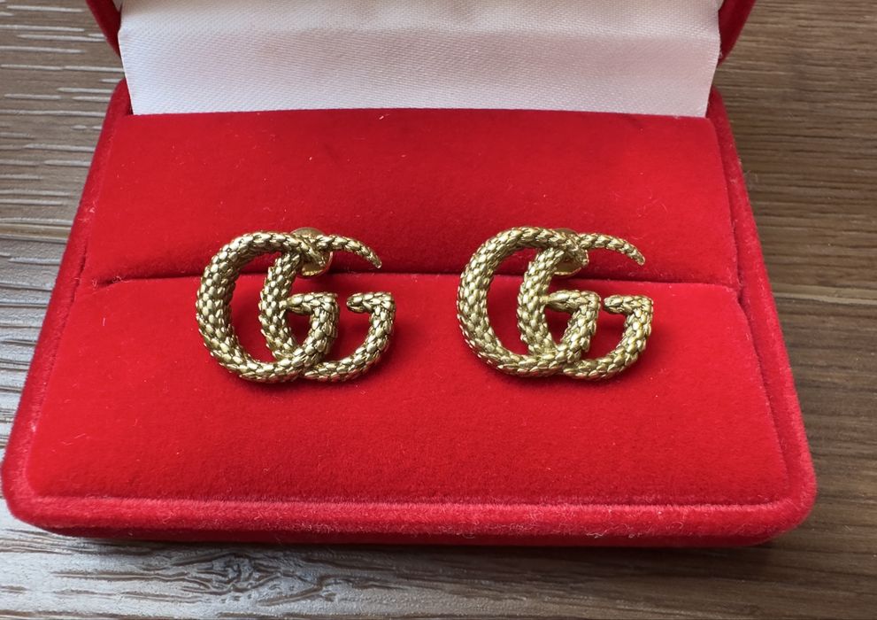 Kolczyki Gucci sztyft stare złoto