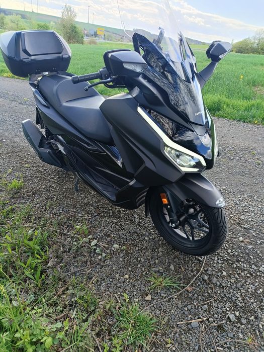 Sprzedam Honda forza 125