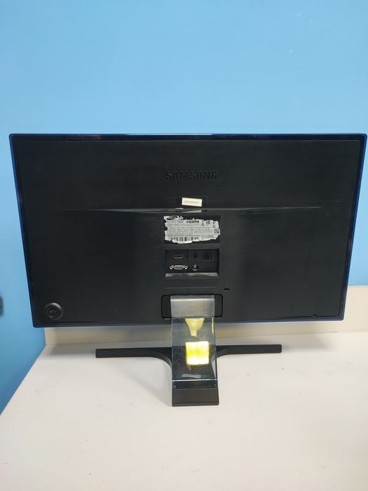 Монітор Samsung S24E390HL