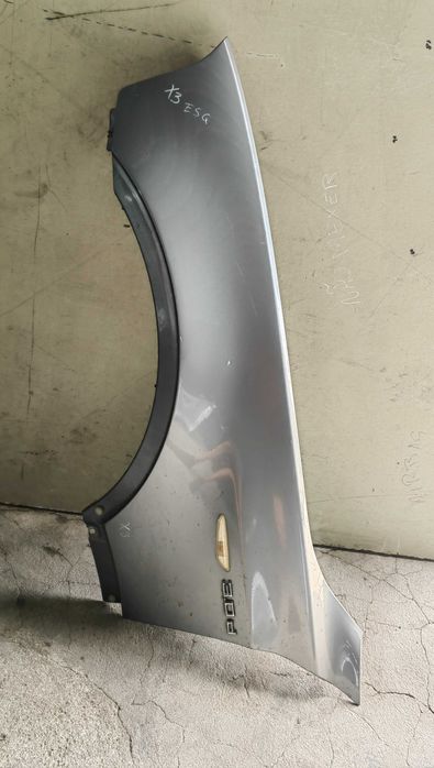 Guarda lamas esquerdo BMW X3 E83