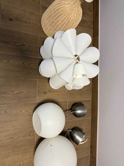 sprzedam lampy oświetleniowe