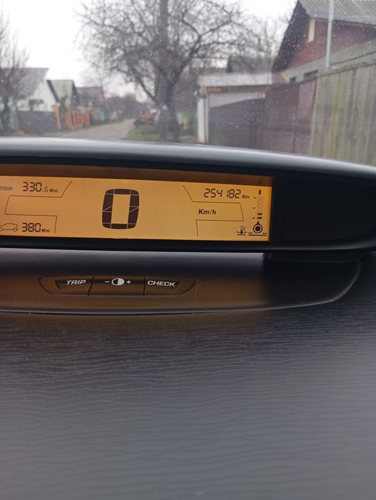 Ситроен с4 робот