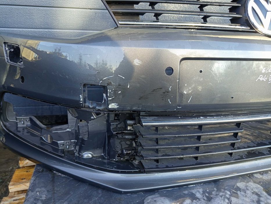 Zderzak Przód VW Volkswagen POLO 6C 6R Lift 6C0.807.221 Sprysk PDC