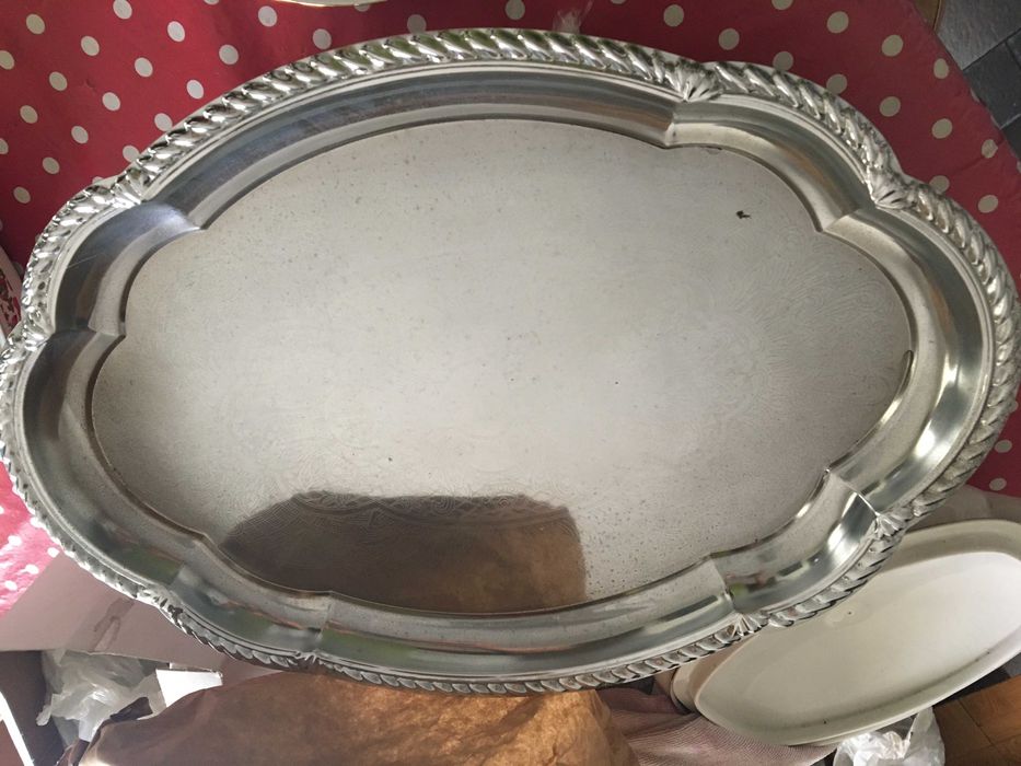 travessa tipo estanho