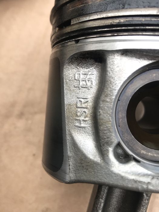 Поршень з шатуном Renault  080340 R9M