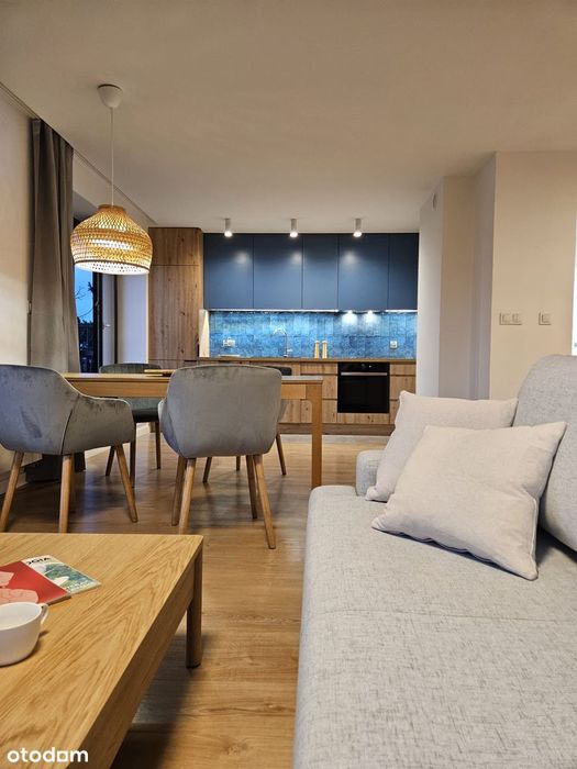 3-pokojowe mieszkanie z dużym tarasem i widokiem na morze