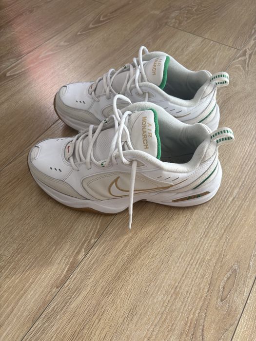 Buty białe Nike