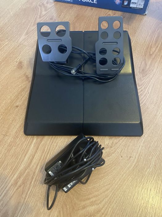 Volante Logitech para ps2 e compativel para ps3