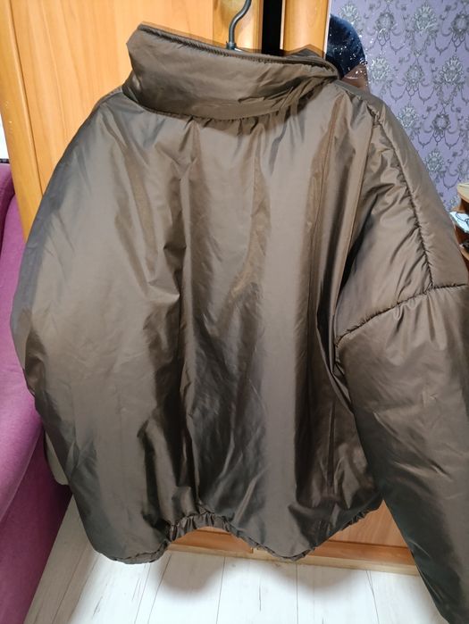 Нова жіноча куртка 56-58