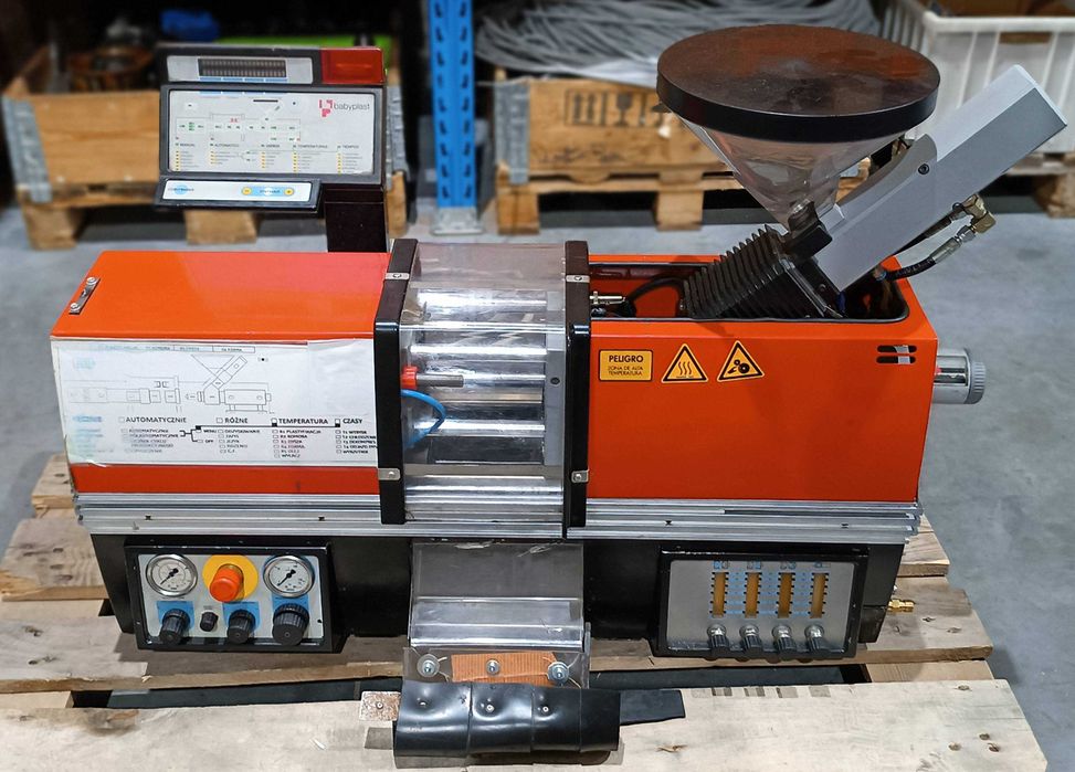 CRONOPLAST Babyplast 6/6 Wtryskarka