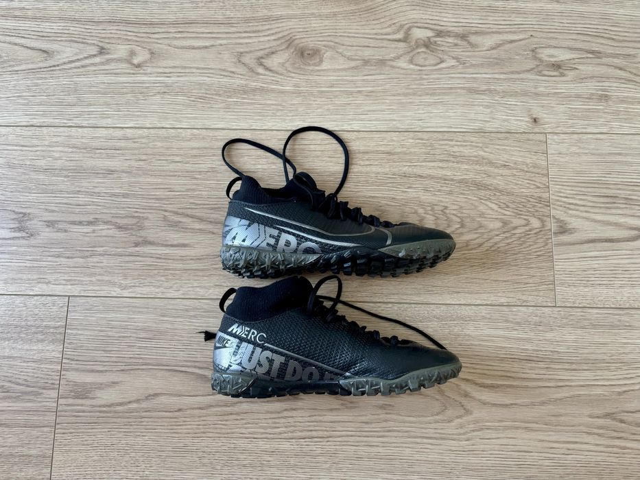 Buty piłkarskie turfy Nike Mercurial Superfly 7 Academy TF – Rozmiar 35
