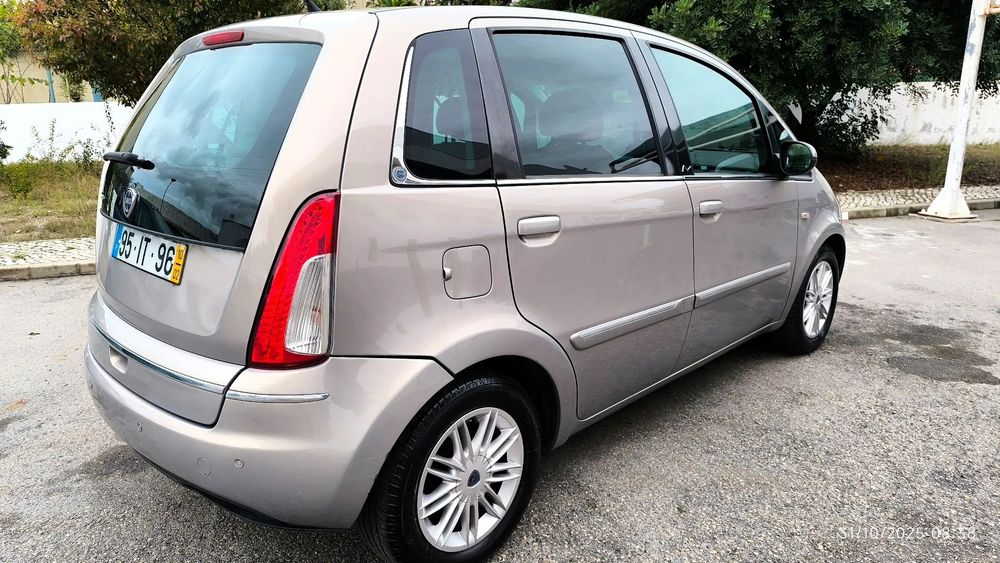 Lancia Musa 1.3 16V M-jet Oro