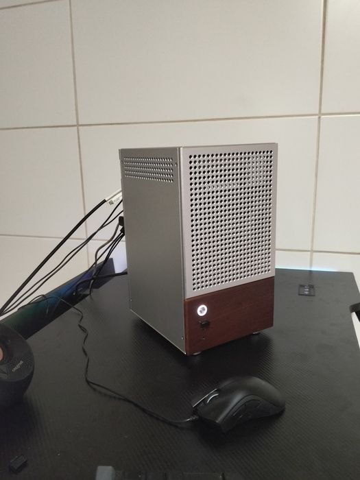 pc gaming ou workstation  ITX - ryzen 9 9900X - RTX 5060 TI - 32GB - 2TB