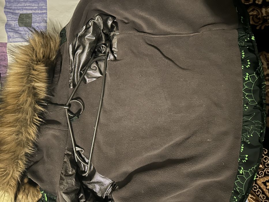 Продам куртка зима 134 розмір