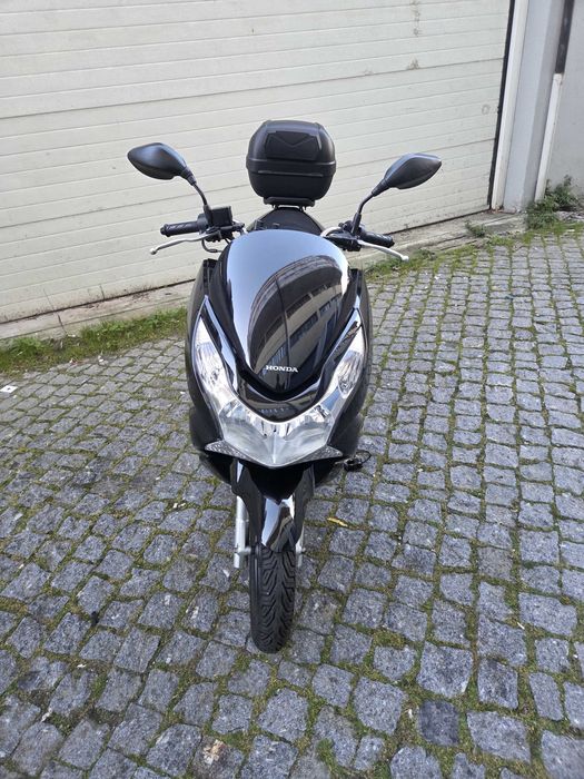 Honda PCX 125, em excelente estado