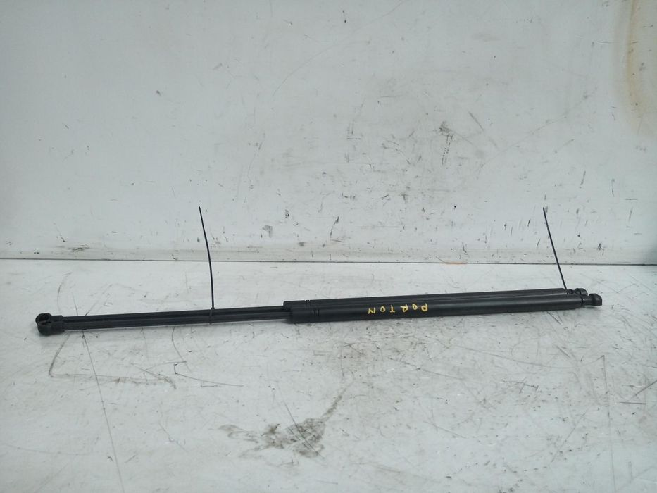 Amortecedores De Porta Mala Opel Agila