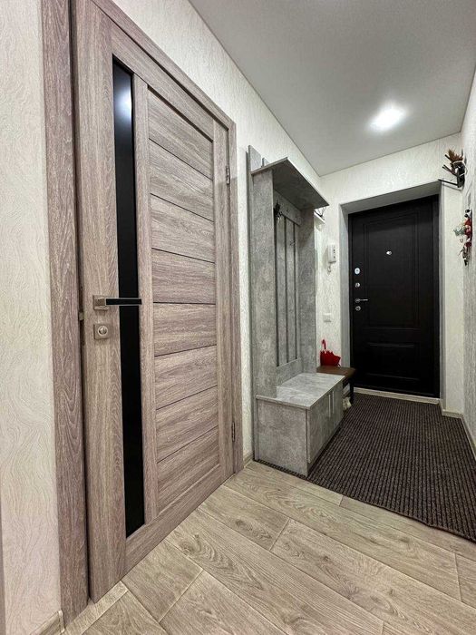 Стильна 3 кімнатна квартира з ремонтом, вул. Льотна 17 RD