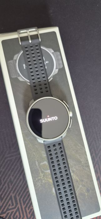 Suunto Race Tytan  Saphire