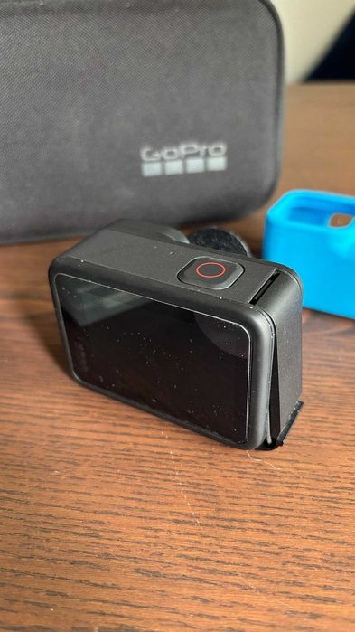 GoPro HERO9 Black 5K + 3 baterie + ładowarka Newell + etui