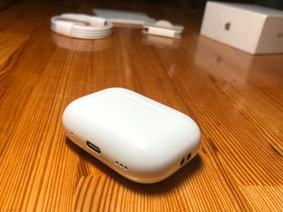 Беспроводные наушники AirPods Pro 2 (2025gen) Шумка + ЧЕХОЛ в подарок