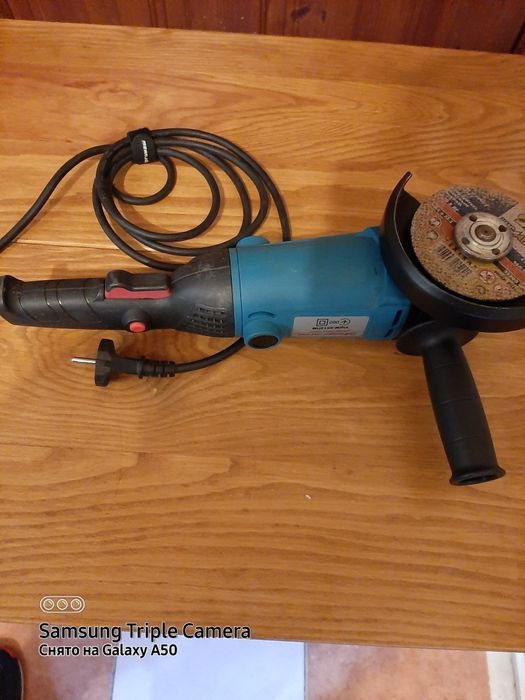 Продам угловую шлифовальную машину УШМ-9513МП