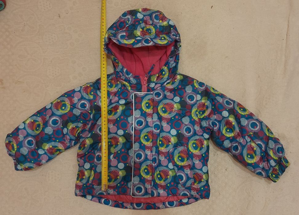 Взимку яскраві куртки на дівчинку Topolino, Liegelind розмір 92, 80 74