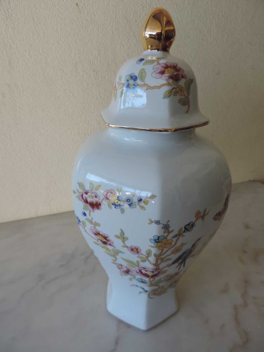 Jarra em porcelana, nova, Rixanati