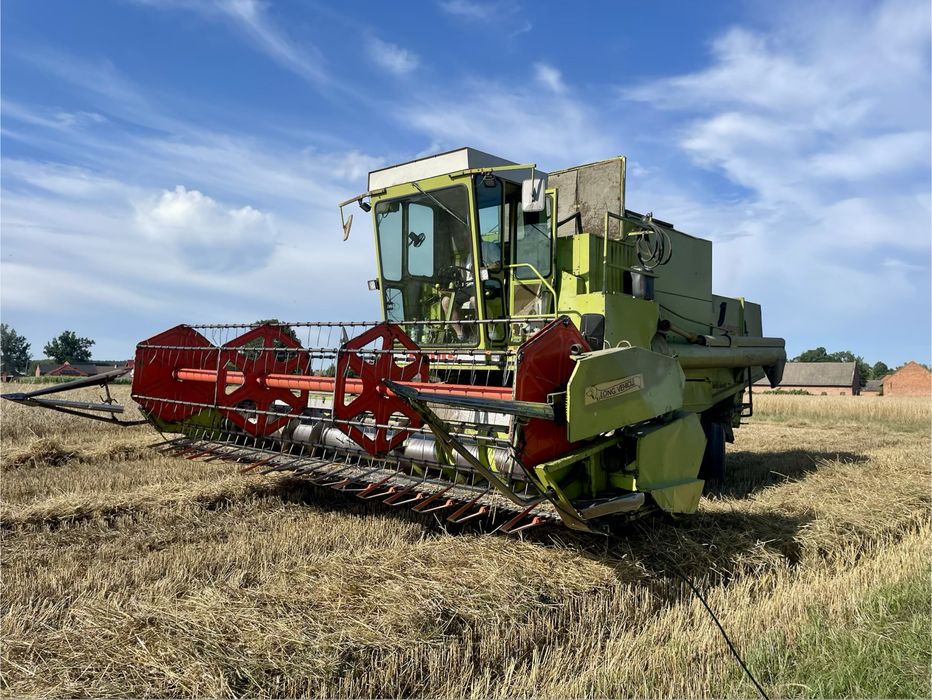 Kombajn zbożowy CLAAS DOMINATOR 100